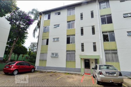 Apartamento para alugar com 73m², 2 quartos e 1 vagaFachada do bloco