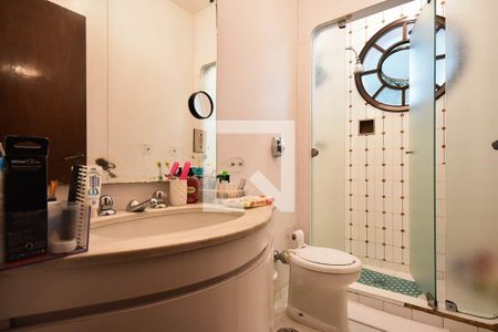 Casa à venda com 540m², 4 quartos e 7 vagasBanheiro suíte 1