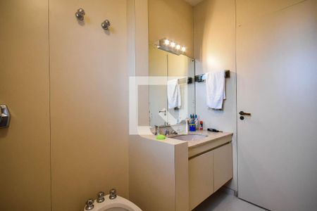 Casa à venda com 540m², 4 quartos e 7 vagasBanheiro