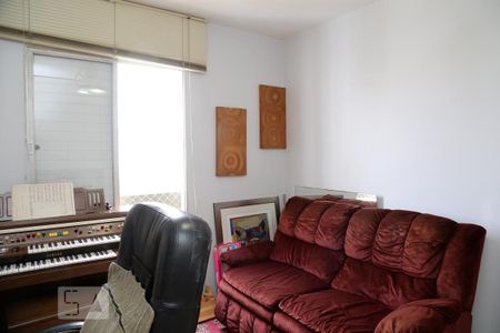 Apartamento à venda com 130m², 3 quartos e 2 vagasQuarto 3 