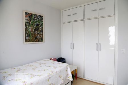Apartamento à venda com 130m², 3 quartos e 2 vagasQuarto 2