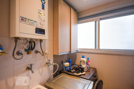 Apartamento à venda com 97m², 2 quartos e 2 vagasÁrea de serviço