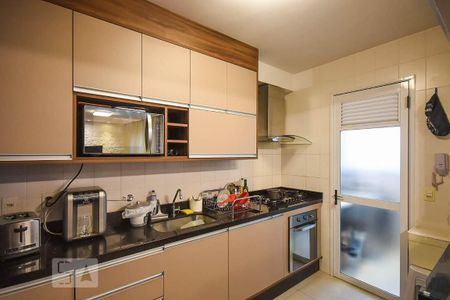 Apartamento à venda com 97m², 2 quartos e 2 vagasCozinha