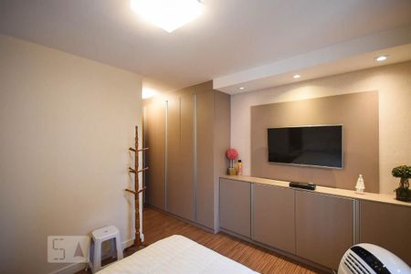 Apartamento à venda com 97m², 2 quartos e 2 vagasSuíte 1