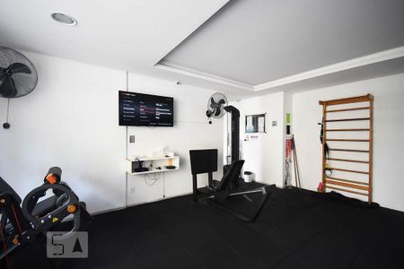 Apartamento à venda com 97m², 2 quartos e 2 vagasAcademia