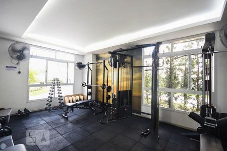 Apartamento à venda com 97m², 2 quartos e 2 vagasAcademia