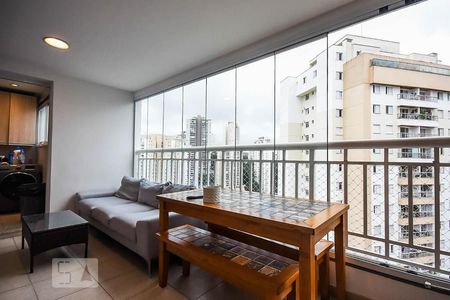 Varanda de apartamento à venda com 2 quartos, 97m² em Vila Andrade, São Paulo