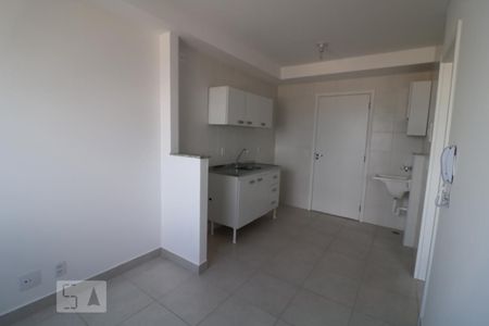 Sala/Cozinha de apartamento para alugar com 1 quarto, 35m² em Jardim Planalto, São Paulo