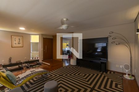 Casa à venda com 4 quartos, 350m² em Jardim Novo Mundo, São Paulo