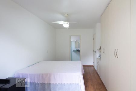 Casa à venda com 350m², 4 quartos e 4 vagas Casa à venda com 350m², 4 quartos e 4 vagasSuíte 2