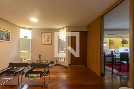 Casa à venda com 4 quartos, 350m² em Jardim Novo Mundo, São Paulo