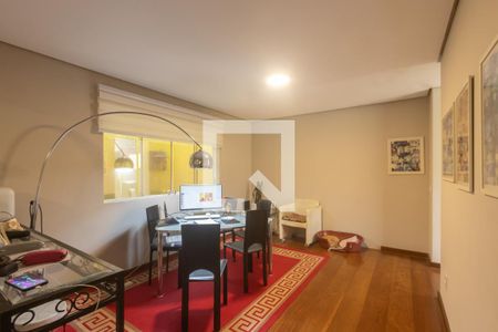 Casa à venda com 4 quartos, 350m² em Jardim Novo Mundo, São Paulo