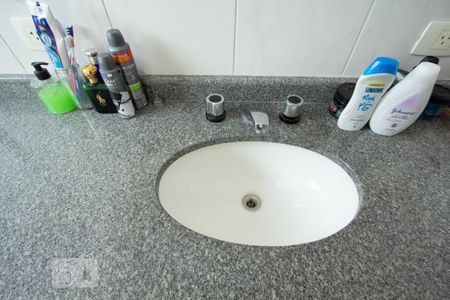 Casa à venda com 350m², 4 quartos e 4 vagas Casa à venda com 350m², 4 quartos e 4 vagasBanheiro da Suíte 2