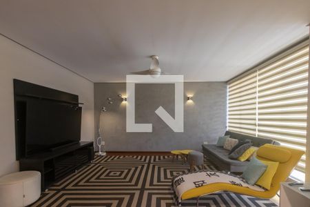 Sala de casa para alugar com 6 quartos, 350m² em Jardim Novo Mundo, São Paulo