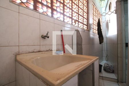 Casa à venda com 300m², 4 quartos e 3 vagasCasa 2 - lavanderia