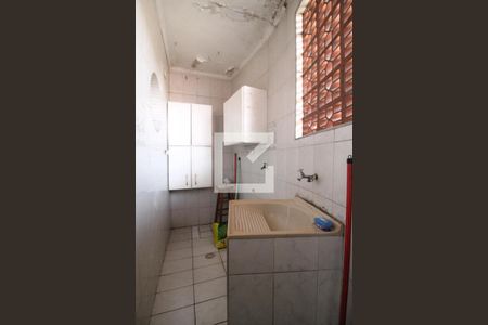 Casa à venda com 300m², 4 quartos e 3 vagasCasa 2 - lavanderia