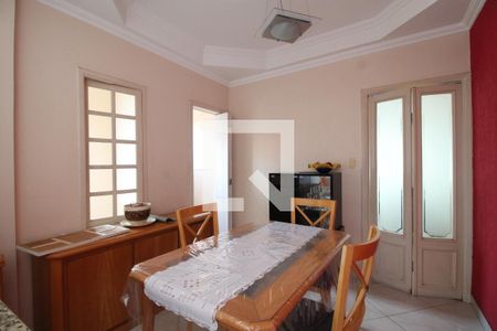 Casa à venda com 300m², 4 quartos e 3 vagasSala de Jantar