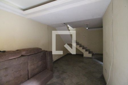 Casa à venda com 300m², 4 quartos e 3 vagasCasa 2 - Sala