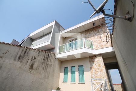 Casa à venda com 300m², 4 quartos e 3 vagasFachada