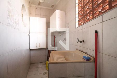 Casa à venda com 300m², 4 quartos e 3 vagasCasa 2 - lavanderia