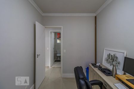 Quarto 1 de apartamento à venda com 3 quartos, 80m² em Jardim Tupanci, Barueri