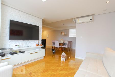 Sala de Estar de apartamento para alugar com 3 quartos, 120m² em Independência, Porto Alegre