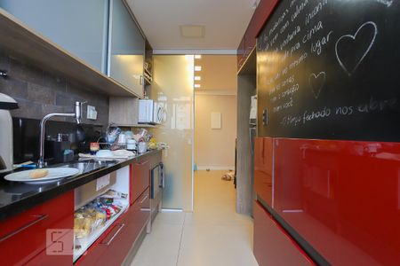 Apartamento para alugar com 120m², 3 quartos e 2 vagas Apartamento para alugar com 120m², 3 quartos e 2 vagasCozinha