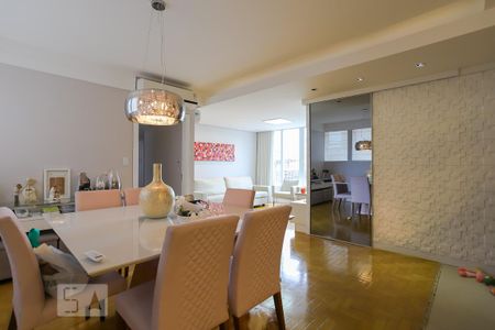 Sala de Jantar de apartamento para alugar com 3 quartos, 120m² em Independência, Porto Alegre
