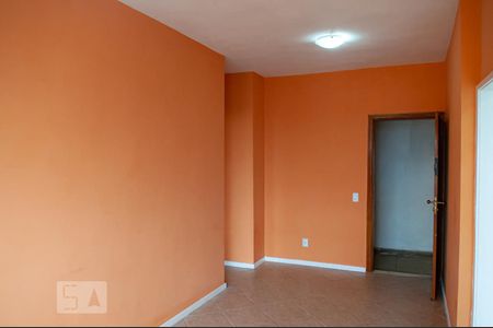 Sala de apartamento para alugar com 1 quarto, 45m² em Pechincha, Rio de Janeiro