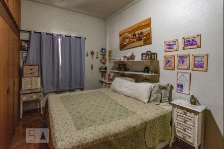 Casa à venda com 350m², 3 quartos e 3 vagasSuíte