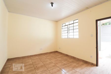 Sala de casa para alugar com 4 quartos, 120m² em Setor Leste Universitário, Goiânia