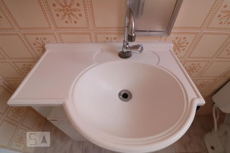 Casa à venda com 126m², 2 quartos e 1 vagaBanheiro - pia