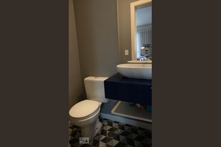 Apartamento para alugar com 110m², 2 quartos e 2 vagas Apartamento para alugar com 110m², 2 quartos e 2 vagasBanheiro