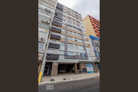 Apartamento à venda com 30m², 1 quarto e 1 vaga Apartamento à venda com 30m², 1 quarto e 1 vagaFachada
