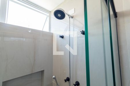 Apartamento à venda com 140m², 2 quartos e 1 vaga Apartamento à venda com 140m², 2 quartos e 1 vagaBanheiro social