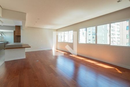 Apartamento à venda com 140m², 2 quartos e 1 vaga Apartamento à venda com 140m², 2 quartos e 1 vagaSala