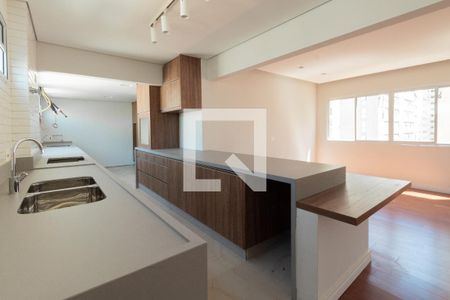 Apartamento à venda com 140m², 2 quartos e 1 vaga Apartamento à venda com 140m², 2 quartos e 1 vagaCozinha