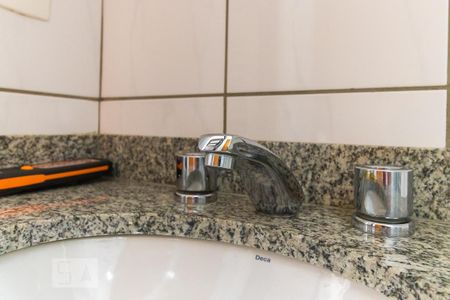 Apartamento à venda com 92m², 3 quartos e 2 vagas Apartamento à venda com 92m², 3 quartos e 2 vagasBanheiro da suíte 2