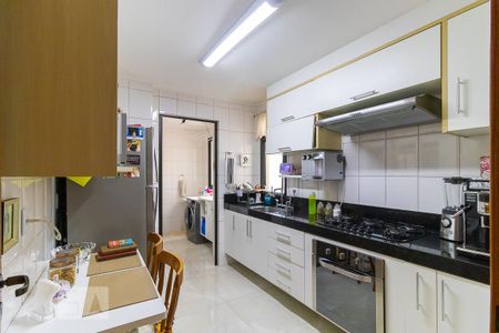 Apartamento à venda com 92m², 3 quartos e 2 vagas Apartamento à venda com 92m², 3 quartos e 2 vagasCozinha