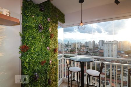 Sacada  de apartamento à venda com 2 quartos, 50m² em Tatuapé, São Paulo