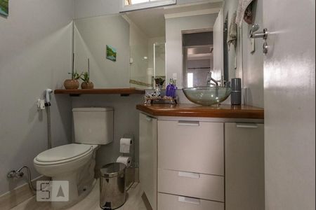 Apartamento à venda com 73m², 2 quartos e 2 vagas Apartamento à venda com 73m², 2 quartos e 2 vagasBanheiro