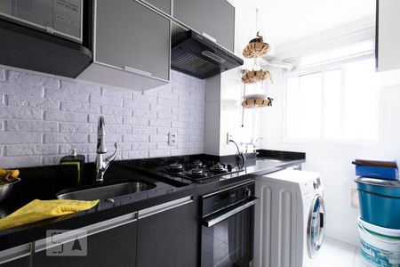 Apartamento para alugar com 48m², 2 quartos e sem vaga Apartamento para alugar com 48m², 2 quartos e sem vagaCozinha