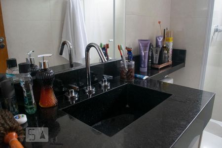 Apartamento à venda com 240m², 3 quartos e 3 vagasbanheiro suite 2