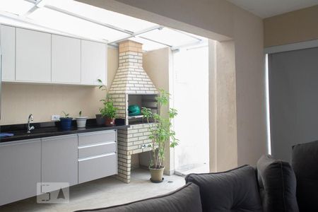 Apartamento à venda com 240m², 3 quartos e 3 vagascozinha piso superior