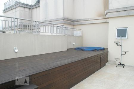 Apartamento à venda com 240m², 3 quartos e 3 vagasquintal