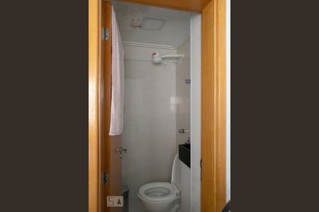 Apartamento à venda com 240m², 3 quartos e 3 vagasbanheiro serviço