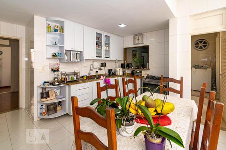 Apartamento à venda com 280m², 4 quartos e 1 vagaCozinha