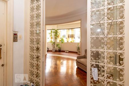 Hall elevador de apartamento à venda com 4 quartos, 280m² em Copacabana, Rio de Janeiro