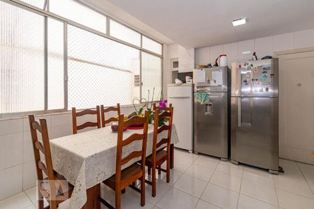 Apartamento à venda com 280m², 4 quartos e 1 vagaCozinha