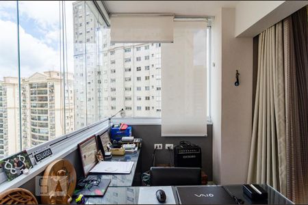 Apartamento para alugar com 124m², 3 quartos e 2 vagasVaranda